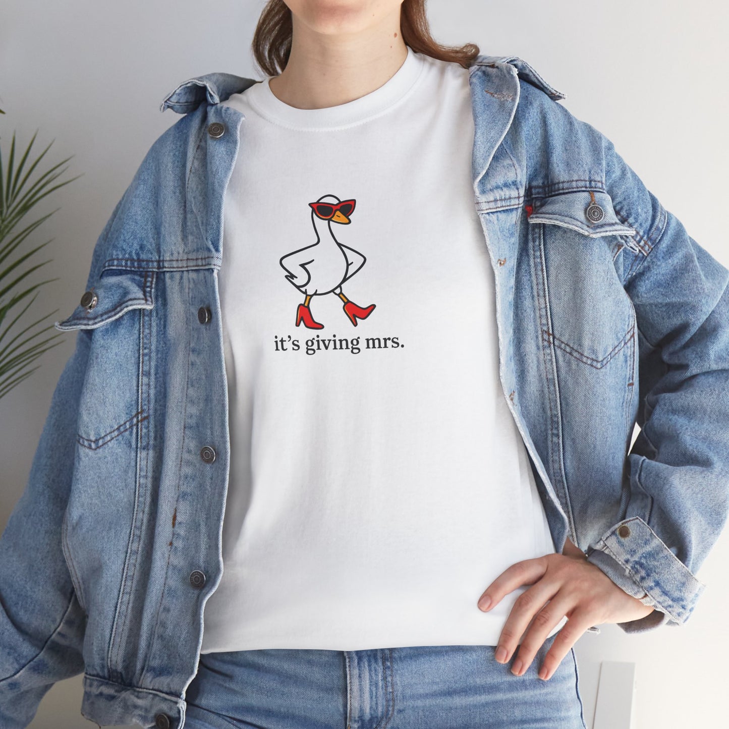 "It's Giving Mrs." Cotton T-Shirt