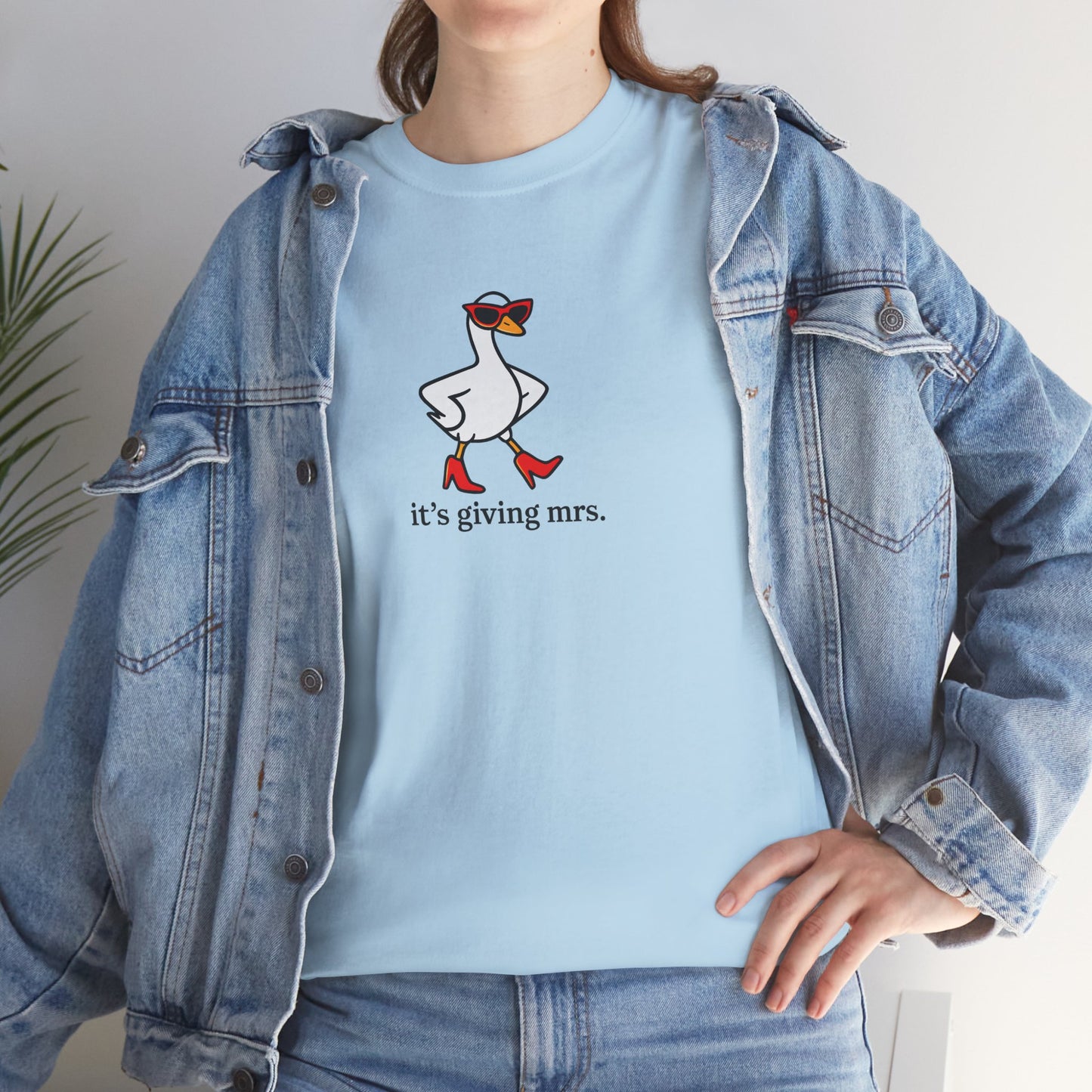 "It's Giving Mrs." Cotton T-Shirt