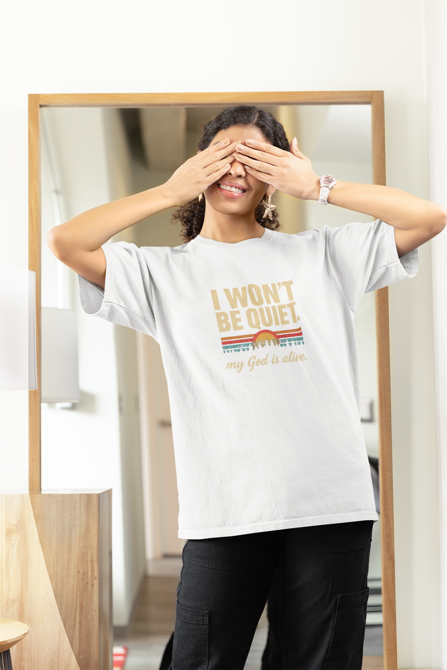 I wont be quiet, my God is alive Christian & Inspirational T-shirt